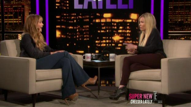 Chelsea_Lately_2012_03_22_Jennifer_Lawrence_HDTV_XviD-2HD_avi0762.jpg