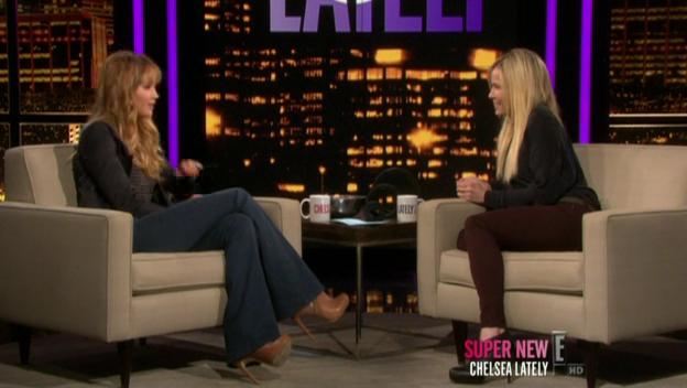 Chelsea_Lately_2012_03_22_Jennifer_Lawrence_HDTV_XviD-2HD_avi0967.jpg