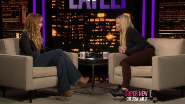 Chelsea_Lately_2012_03_22_Jennifer_Lawrence_HDTV_XviD-2HD_avi0228.jpg