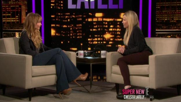 Chelsea_Lately_2012_03_22_Jennifer_Lawrence_HDTV_XviD-2HD_avi0235.jpg