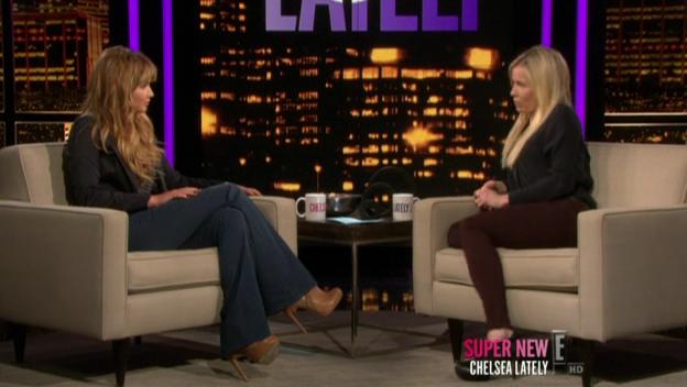 Chelsea_Lately_2012_03_22_Jennifer_Lawrence_HDTV_XviD-2HD_avi0361.jpg