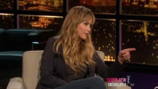 Chelsea_Lately_2012_03_22_Jennifer_Lawrence_HDTV_XviD-2HD_avi0369.jpg