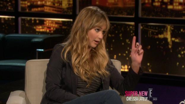 Chelsea_Lately_2012_03_22_Jennifer_Lawrence_HDTV_XviD-2HD_avi0373.jpg