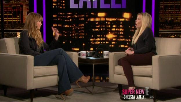 Chelsea_Lately_2012_03_22_Jennifer_Lawrence_HDTV_XviD-2HD_avi0384.jpg