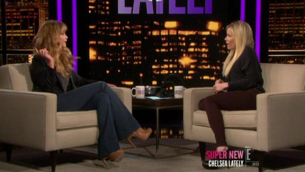 Chelsea_Lately_2012_03_22_Jennifer_Lawrence_HDTV_XviD-2HD_avi0395.jpg