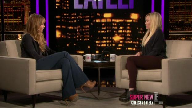 Chelsea_Lately_2012_03_22_Jennifer_Lawrence_HDTV_XviD-2HD_avi0438.jpg