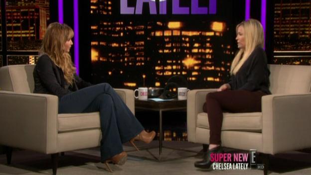 Chelsea_Lately_2012_03_22_Jennifer_Lawrence_HDTV_XviD-2HD_avi0441.jpg