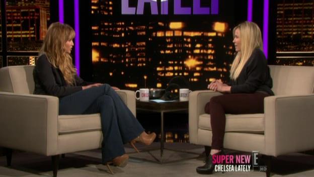 Chelsea_Lately_2012_03_22_Jennifer_Lawrence_HDTV_XviD-2HD_avi0477.jpg