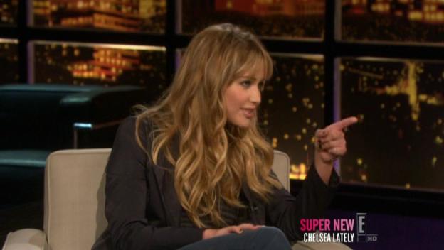 Chelsea_Lately_2012_03_22_Jennifer_Lawrence_HDTV_XviD-2HD_avi0512.jpg