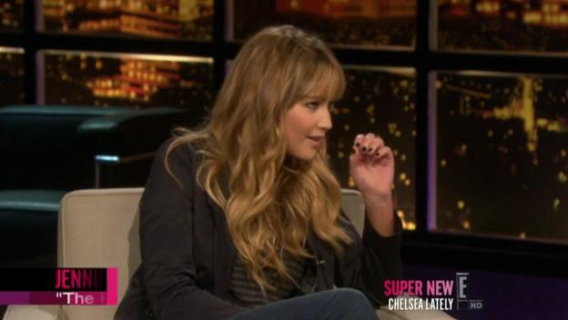 Chelsea_Lately_2012_03_22_Jennifer_Lawrence_HDTV_XviD-2HD_avi0717.jpg