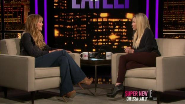 Chelsea_Lately_2012_03_22_Jennifer_Lawrence_HDTV_XviD-2HD_avi0776.jpg