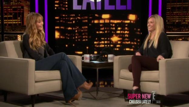 Chelsea_Lately_2012_03_22_Jennifer_Lawrence_HDTV_XviD-2HD_avi0827.jpg