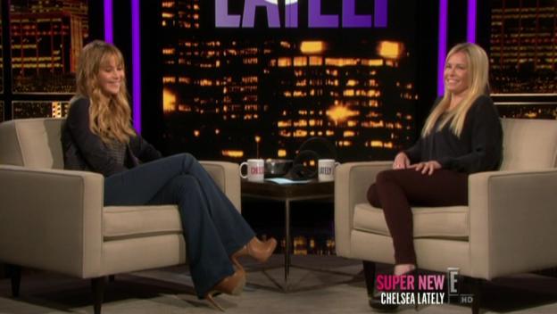 Chelsea_Lately_2012_03_22_Jennifer_Lawrence_HDTV_XviD-2HD_avi0833.jpg