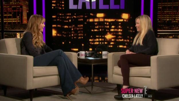 Chelsea_Lately_2012_03_22_Jennifer_Lawrence_HDTV_XviD-2HD_avi0840.jpg