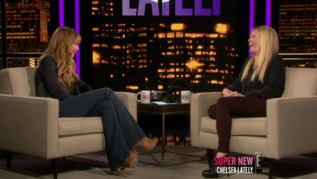 Chelsea_Lately_2012_03_22_Jennifer_Lawrence_HDTV_XviD-2HD_avi0848.jpg