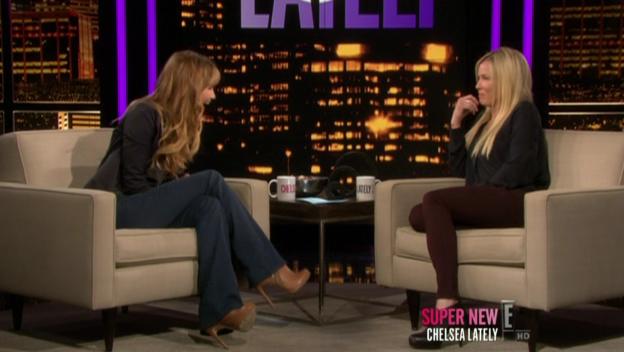 Chelsea_Lately_2012_03_22_Jennifer_Lawrence_HDTV_XviD-2HD_avi0896.jpg