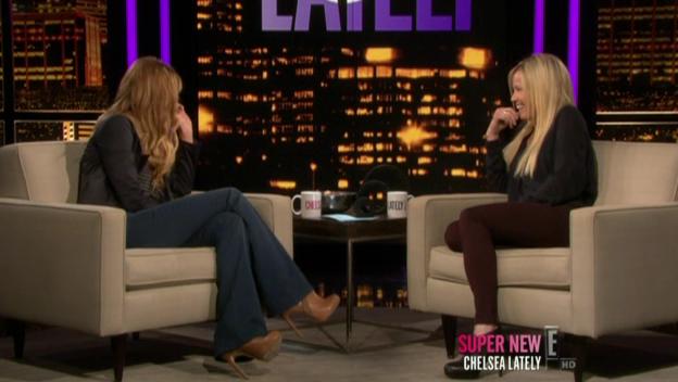 Chelsea_Lately_2012_03_22_Jennifer_Lawrence_HDTV_XviD-2HD_avi0904.jpg