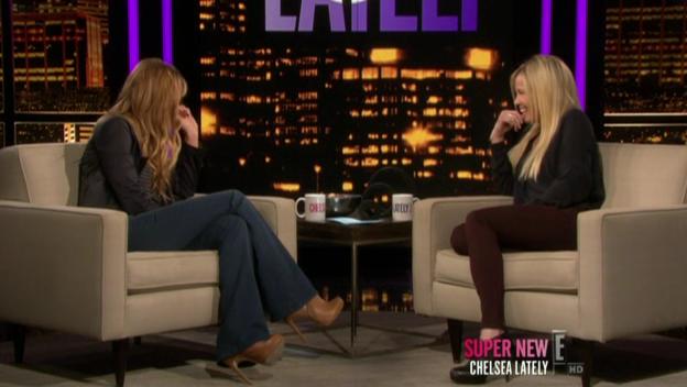 Chelsea_Lately_2012_03_22_Jennifer_Lawrence_HDTV_XviD-2HD_avi0907.jpg