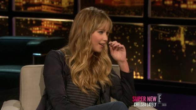 Chelsea_Lately_2012_03_22_Jennifer_Lawrence_HDTV_XviD-2HD_avi0960.jpg