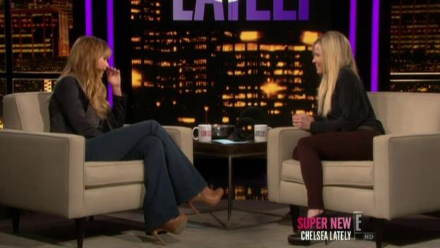 Chelsea_Lately_2012_03_22_Jennifer_Lawrence_HDTV_XviD-2HD_avi0961.jpg