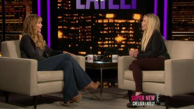 Chelsea_Lately_2012_03_22_Jennifer_Lawrence_HDTV_XviD-2HD_avi1005.jpg