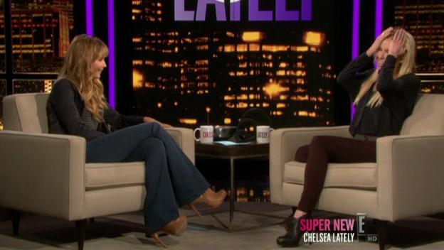 Chelsea_Lately_2012_03_22_Jennifer_Lawrence_HDTV_XviD-2HD_avi1032.jpg