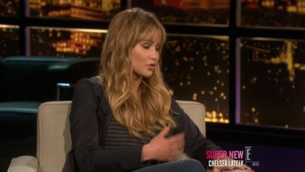 Chelsea_Lately_2012_03_22_Jennifer_Lawrence_HDTV_XviD-2HD_avi1084.jpg