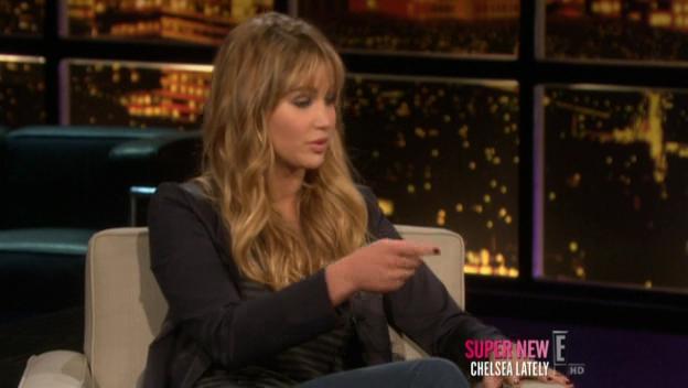 Chelsea_Lately_2012_03_22_Jennifer_Lawrence_HDTV_XviD-2HD_avi1132.jpg