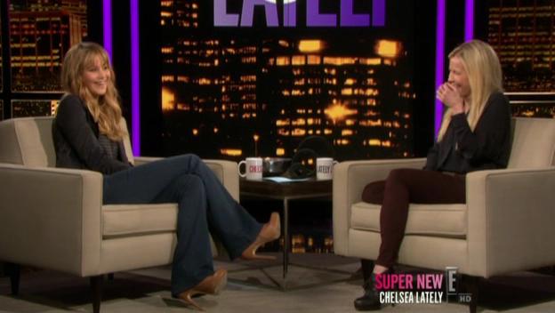 Chelsea_Lately_2012_03_22_Jennifer_Lawrence_HDTV_XviD-2HD_avi1152.jpg