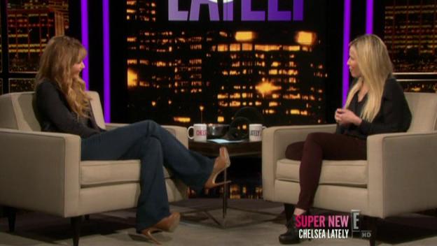 Chelsea_Lately_2012_03_22_Jennifer_Lawrence_HDTV_XviD-2HD_avi1156.jpg